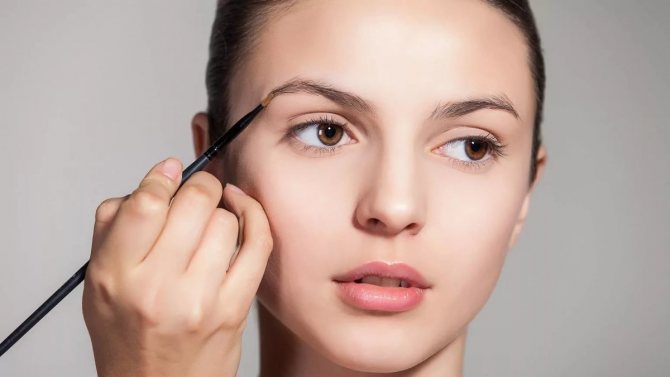коррекция бровей