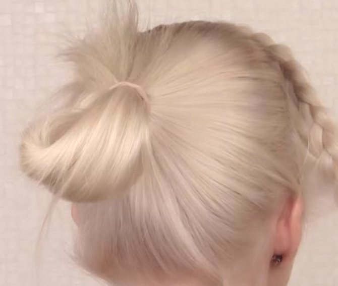 красивый пучок из волос пошаговое фото
